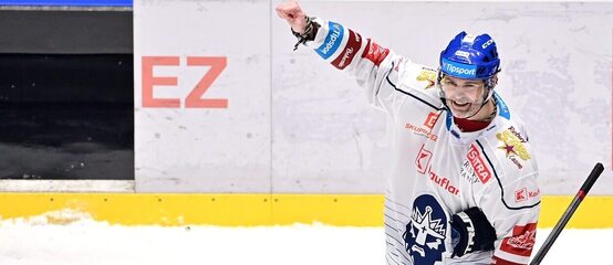 Jaromír Jágr patří mezi nejlepší hokejisty všech dob. Velké úspěchy slavil v NHL i za národní tým. Jaromír Jágr patří mezi nejlepší hokejisty všech dob. Velké úspěchy slavil v NHL i za národní tým.