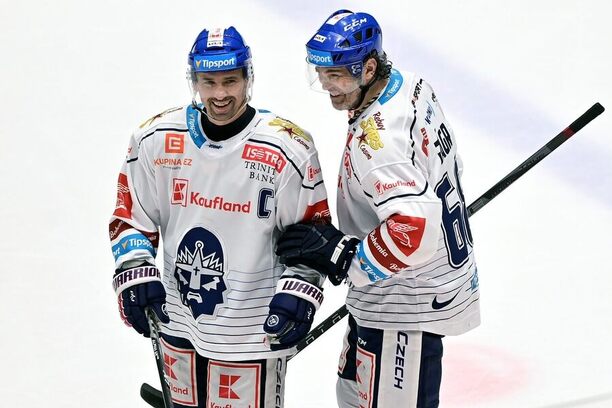 Tomáš Plekanec a Jaromír Jágr v zápase české hokejové extraligy Tipsport ELH - Hokej Kladno info, program, výsledky, sestava, historie, statistiky