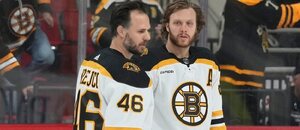 David Krejčí a David Pastrňák se dočkali velké pocty, když byli nominováni do Týmu století Bostonu Bruins.