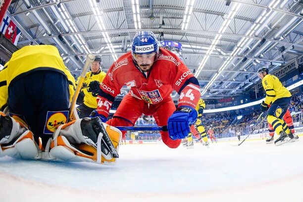 Hokej, EHT 2023, útočník české reprezentace Matěj Stránský v zápase Karjala Cupu 2023 proti Švédsku