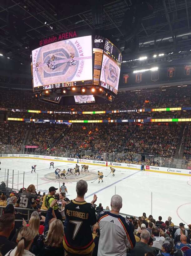 Vegas Golden Knights vs Colorado Avalanche - NHL trip report HokejZpravy.cz