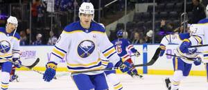 Český útočník Jiří Kulich si letos odbyl premiéru v NHL. Bude patřit k největším hvězdám na MSJ 2024? Český útočník Jiří Kulich si letos odbyl premiéru v NHL. Bude patřit k největším hvězdám na MSJ 2024?