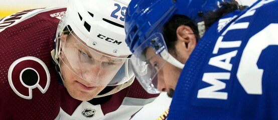 Nathan MacKinnon a Auston Matthews i v letošní sezoně NHL potvrzují, že patří mezi nejlepší hokejisty na světě