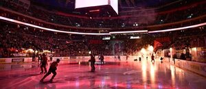 Nástup týmu Sparta Praha na led k utkání hokejové extraligy proti Dynamu Pardubice Nástup týmu Sparta Praha na led k utkání hokejové extraligy proti Dynamu Pardubice
