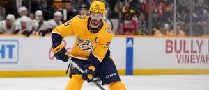 Obránce Nashvillu Predators Roman Josi je naší 1. hvězdou týdne v NHL.