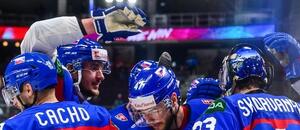 Hráči slovenské hokejové reprezentace se radují z výhry na MS v hokeji 2023