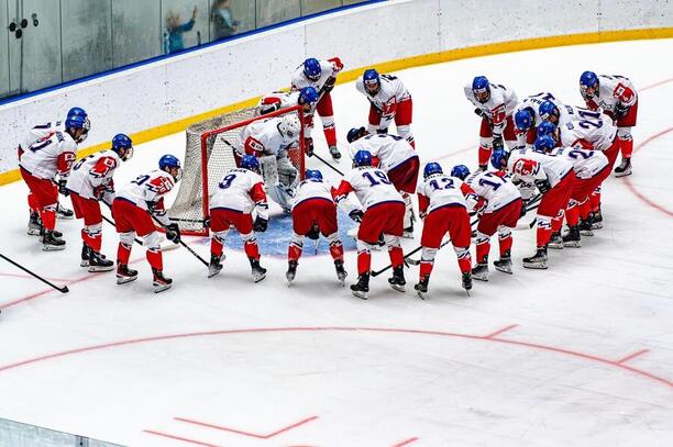 Česká hokejová reprezentace do 18 let na Hlinka Gretzky Cupu, mnozí nominovaní startují také na MS U18 v hokeji