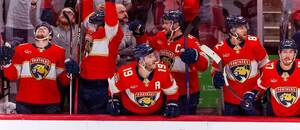 Hokejisté Florida Panthers oslavují svůj postup do finále play off NHL 2024, o Stanley Cup si zahrají s Edmonton Oilers Hokejisté Florida Panthers oslavují svůj postup do finále play off NHL 2024, o Stanley Cup si zahrají s Edmonton Oilers