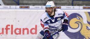 Američan Peter Mueller se po 2 letech vrací zpět do Komety Brno. Američan Peter Mueller se po 2 letech vrací zpět do Komety Brno.