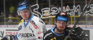 Tipsport extraliga, Litvínov vs. Vítkovice, na fotce Marek Beránek (Litvínov) a Matěj Přibyl (Vítkovice) Tipsport extraliga, Litvínov vs. Vítkovice, na fotce Marek Beránek (Litvínov) a Matěj Přibyl (Vítkovice)