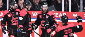 Liga mistrů v hokeji, hráči týmu HC Sparta Praha se radují po vstřelení branky Liga mistrů v hokeji, hráči týmu HC Sparta Praha se radují po vstřelení branky