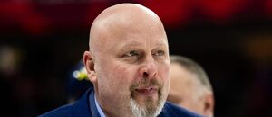 Patrik Augusta, trenér české hokejové reprezentace do 20 let Patrik Augusta, trenér české hokejové reprezentace do 20 let