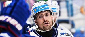 Jakub Flek bude i nadále hráčem Komety Brno, s klubem podepsal novou tříletou smlouvu Jakub Flek bude i nadále hráčem Komety Brno, s klubem podepsal novou tříletou smlouvu