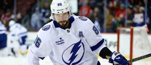 Největší hvězdou týdne v NHL byl útočník Tampy Bay Lightning Nikita Kucherov. Největší hvězdou týdne v NHL byl útočník Tampy Bay Lightning Nikita Kucherov.