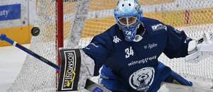 Hokej play off ELH semifinále, Kometa Brno vs. Sparta Praha, hlavním hrdinou 3. zápasu se stal gólman Komety Michal Postava, který vychytal čisté konto Hokej play off ELH semifinále, Kometa Brno vs. Sparta Praha, hlavním hrdinou 3. zápasu se stal gólman Komety Michal Postava, který vychytal čisté konto