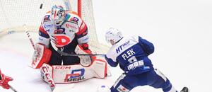 Tomáš Vomáčka (Dynamo) a Jakub Flek (Kometa) ve 46. kole ELH, Pardubice a Brno se utkají i ve finále extraligy 2025 