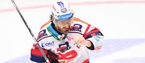 Kapitán Dynama Lukáš Sedlák ve 2. zápase finále extraligy dovedl Pardubice k výhře 2:1 Kapitán Dynama Lukáš Sedlák ve 2. zápase finále extraligy dovedl Pardubice k výhře 2:1
