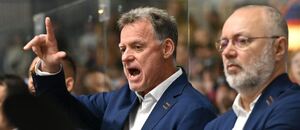 Trenér české hokejové reprezentace Radim Rulík během přípravy na MS v hokeji 2025