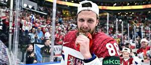 Útočník David Pastrňák posílí českou reprezentaci na Mistrovství světa v ledním hokeji 2025. Útočník David Pastrňák posílí českou reprezentaci na Mistrovství světa v ledním hokeji 2025.