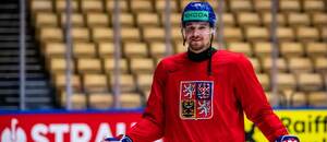 Útočník Adam Klapka byl dopsán na soupisku českého týmu na mistrovství světa v hokeji 2025. Útočník Adam Klapka byl dopsán na soupisku českého týmu na mistrovství světa v hokeji 2025.