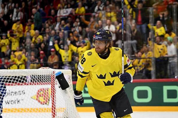 MS v ledním hokeji 2025: Útočník William Nylander v semifinále proti USA