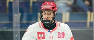 Největším českým želízkem v ohni na draftu 2025 je obránce Radim Mrtka Největším českým želízkem v ohni na draftu 2025 je obránce Radim Mrtka