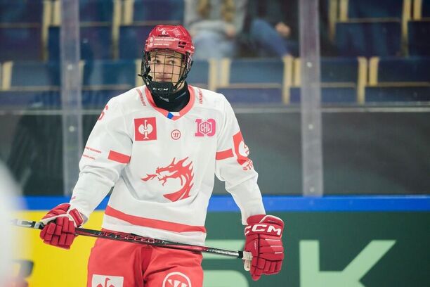 Největším českým želízkem v ohni na draftu 2025 je obránce Radim Mrtka