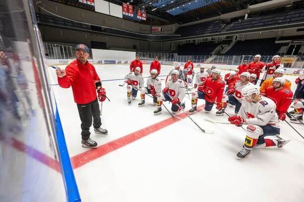 Společný trénink klubu HC Dynamo Pardubice před startem ELH 25/26