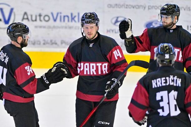 Hokejisté týmu HC Sparta Praha v přípravném utkání proti Českým Budějovicím