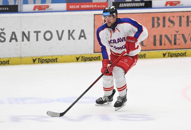 Olomoucký bek David Škůrek během přátelského utkání proti Vítkovicím