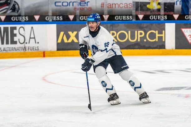 Jaromír Jágr v závěru přípravy na Tipsport extraligu 2025/2026. Uvidíme ho dnes v zápase 1. kola Kladno vs. Mladá Boleslav?
