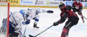 Sparťan Michal Řepík střílí na bránu Komety Brno