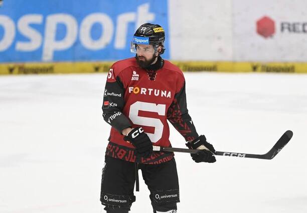 Útočník Sparty Roman Horák se v posledním zápase extraligy blýskl třemi body
