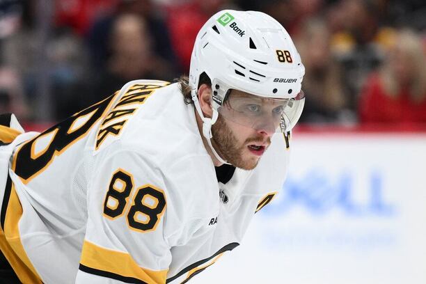 Útočník Bostonu David Pastrňák v duelu proti Washingtonu