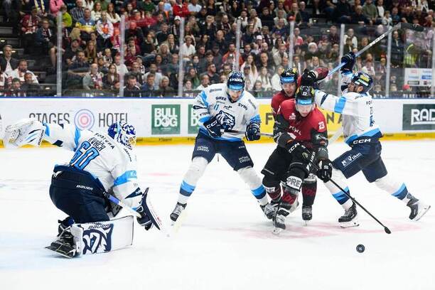 Momentka z utkání 9. kola mezi Spartou a Libercem
