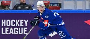 Jakub Zubíček, 19letý obránce Komety Brno, v zápase Ligy mistrů v hokeji 2025/26. Dnes Kometa hraje 1. osmifinále CHL 