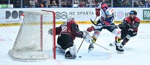 V prvním vzájemném zápase Sparty a Pardubic v Tipsport extralize 2025/26 padlo 9 gólů, Dynamo a HCS spolu hrají i dnes