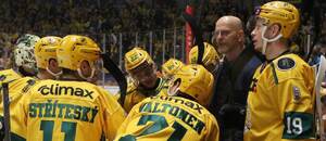 Taktická porada týmu VHK Robe Vsetín, momentka z utkání proti Zlínu