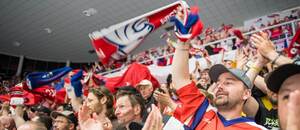 Fanoušci národního hokejového týmu žen se radují