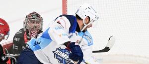 Ve vzájemných soubojích této sezóny vyhrál vždy hostující tým. Jak dopadne souboj Hradce s Kometou tentokrát? Sledujte zápas v online livestreamu