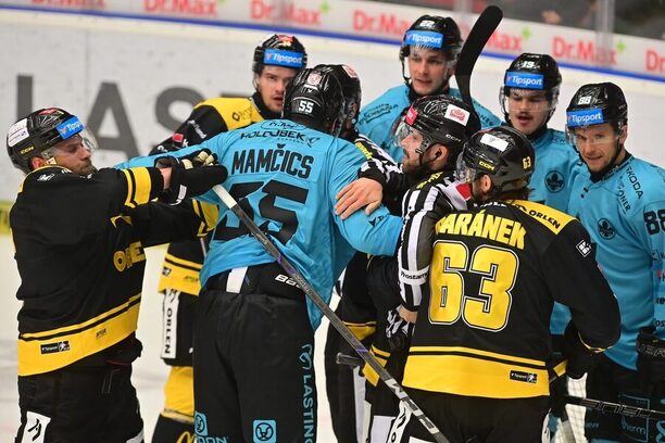 Potyčka mezi hráči Litvínova a&nbsp;Karlových Varů