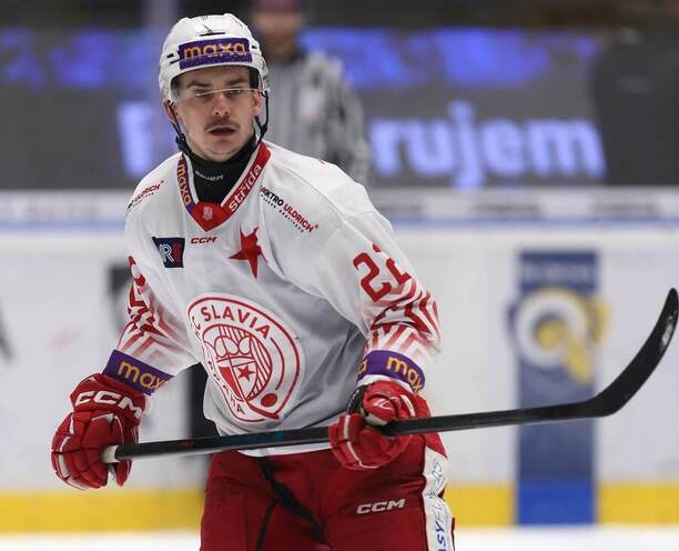 Útočník Roman Přikryl v&nbsp;barvách Slavie