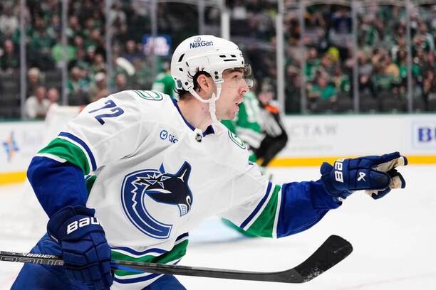 Útočník Vancouveru Canucks Filip Chytil při zápasu NHL v sezóně 2025-26.
