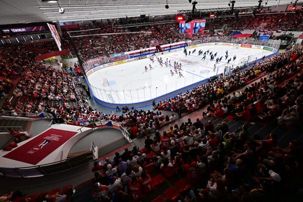 Fotka z&nbsp;hokejového zápasu žen mezi Českem a&nbsp;Finskem na MS 2025