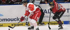 Na kotouči Michal Hrádek, stíhá jej Michal Vitouch