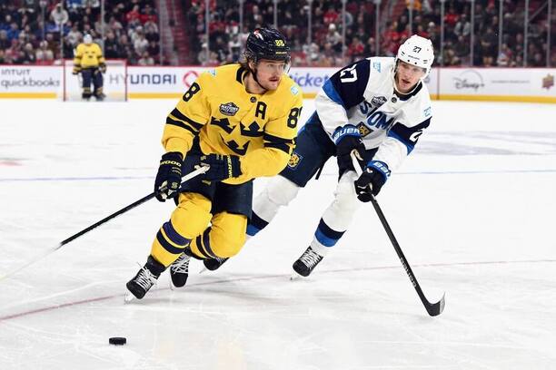 Švéd William Nylander a Fin Eetu Luostarinen by měli patřit k hvězdám skupiny B na ZOH 2026.