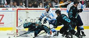 Závar před karlovarskou brankou, fotka z předchozího vzájemného zápasu Karlovy Vary vs. Liberec