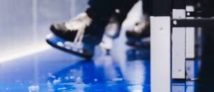 Záběr na hokejovou střídačku