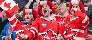 Fanoušci kanadské hokejové reprezentace se baví