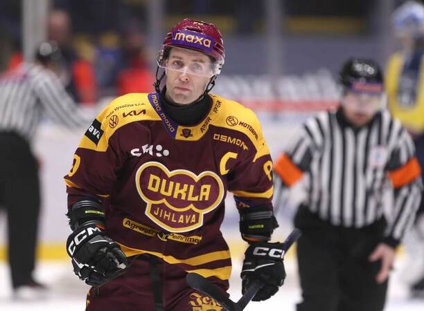 Kapitán Dukly Jihlava Tomáš Čachotský při zápase Maxa ligy